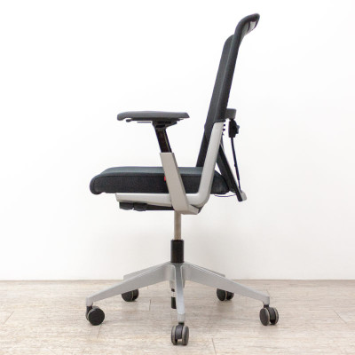 HAWORTH Comforto 59 Noir 4D