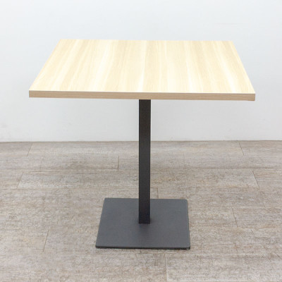 PEDRALI Table L80 Chêne Clair