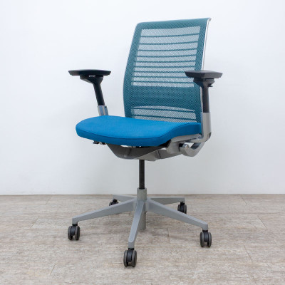 STEELCASE Think V2 Bleu 4D