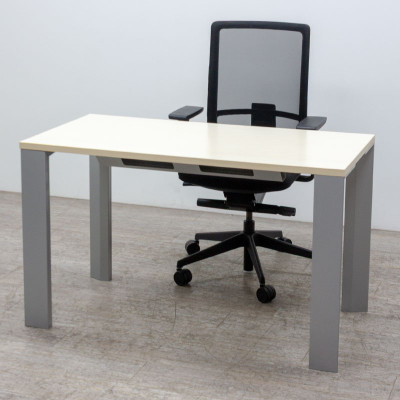 Bureau Droit L120 P 60 Erable 