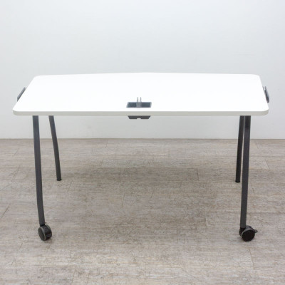 STEELCASE Verb table L140 Blanc