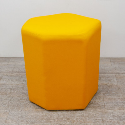MDD Bazalto Pouf en tissu Jaune