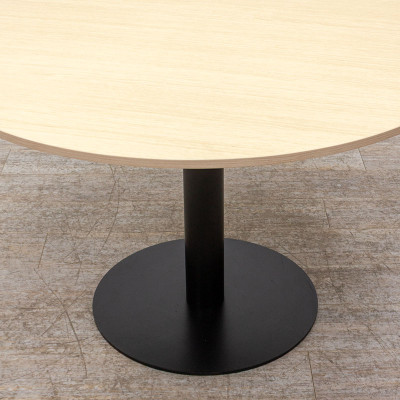 Table ronde Ø120 Chêne / Noir