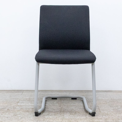 FORMA 5 Chaise en tissu Noir