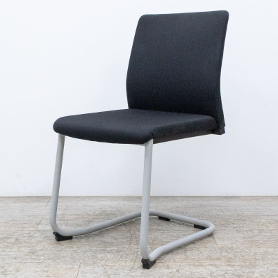 FORMA 5 Chaise en tissu Noir