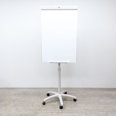 Nobo tableau magnétique sur pied