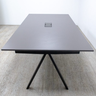 BENE Delta Table L240 Gris Foncé
