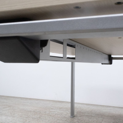 Bureau droit L160 Frêne / Gris
