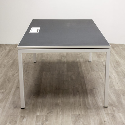 Bureau droit L180 P100 Noir / Blanc