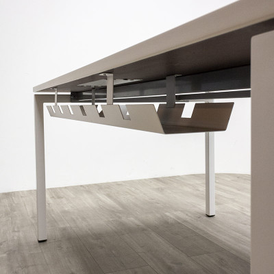 Bureau droit L180 P100 Noir / Blanc
