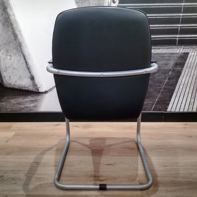 Chaise en similicuir Noir / Gris
