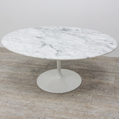 Table basse pivotante en marbre