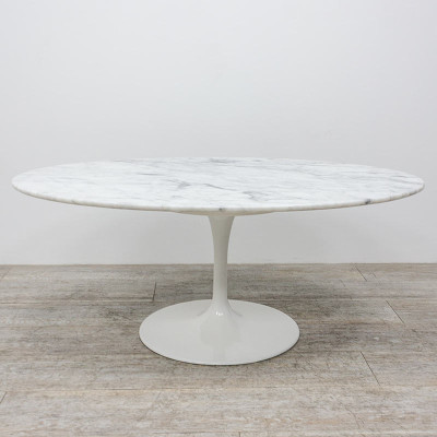 Table basse pivotante en marbre