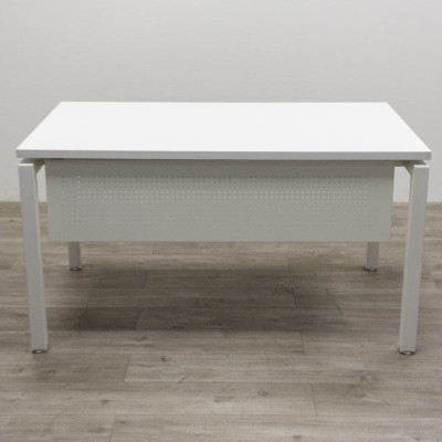 Bureau droit L140 + voile Blanc