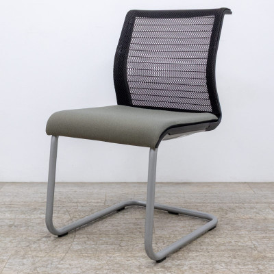 Steelcase Think Luge reconditionné Kaki / Noir