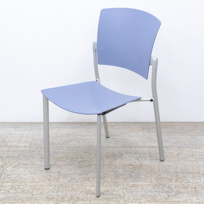 Chaise plastique Bleu 2nd Choix