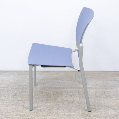 Chaise plastique Bleu 2nd Choix