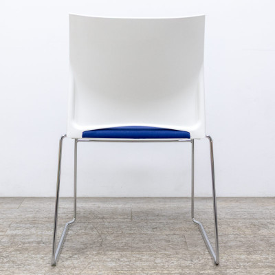 Chaise traineau Bleu / Blanc